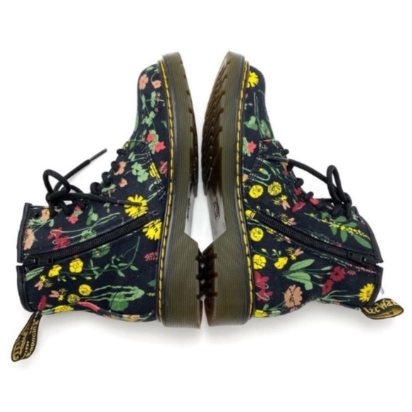 DR.MARTENS Juniors 1460 Wild Botanics Floral Fine Canvas Moto Boot Black Size 2J - Picture 7 of 11